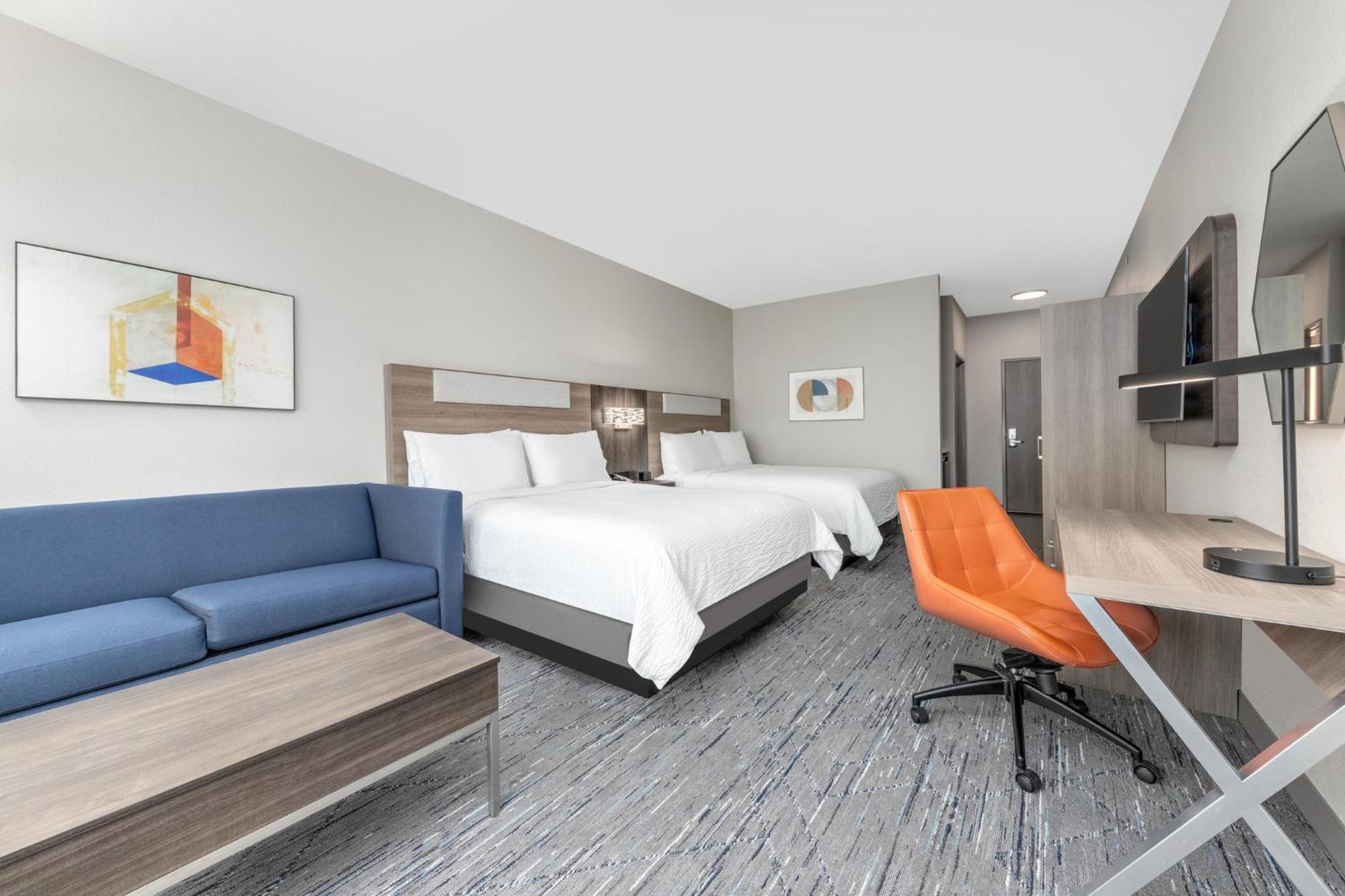 Holiday Inn Express & Suites Austin Airport East By Ihg Exterior photo