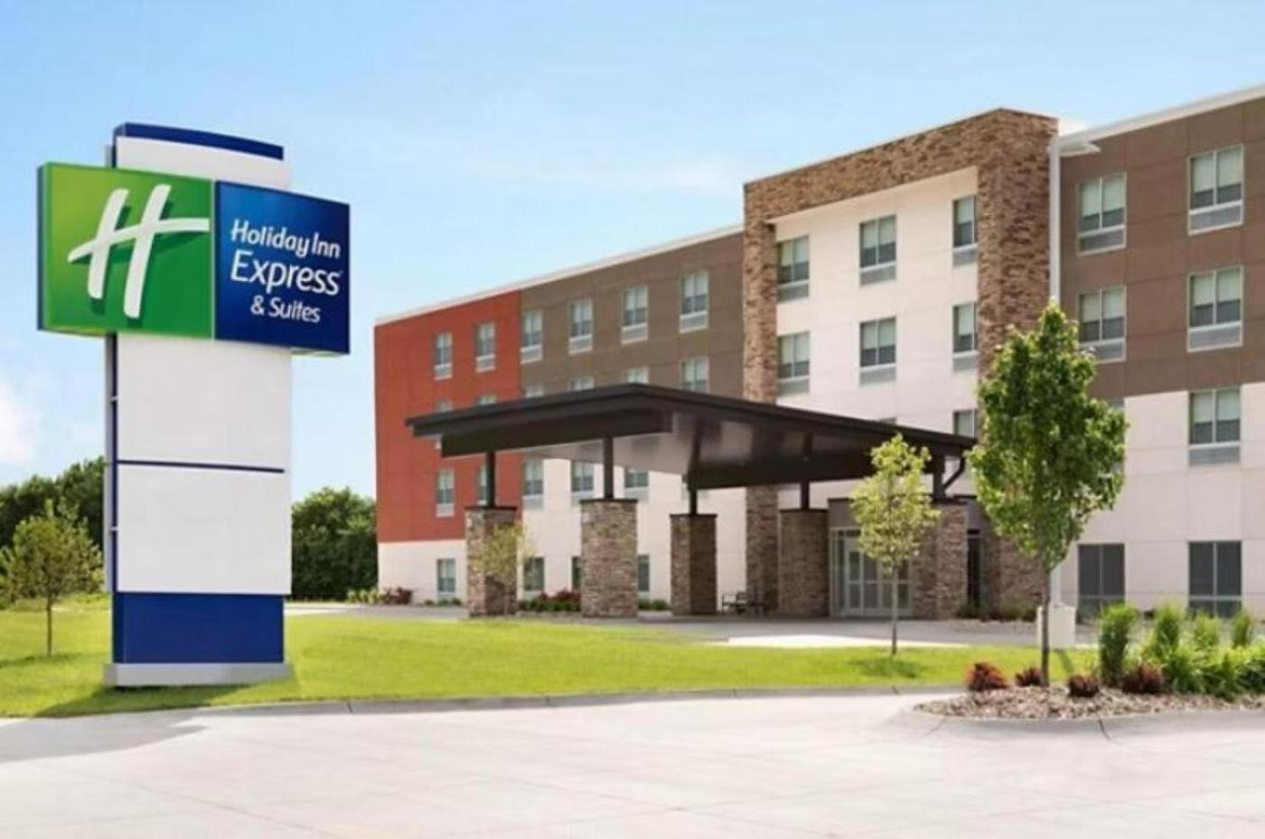Holiday Inn Express & Suites Austin Airport East By Ihg Exterior photo